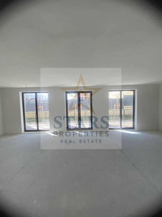 Продава се Тристаен апартамент в Варна, м-т Св. Никола - 200 кв.м за 1224 €/кв.м - Снимка #5