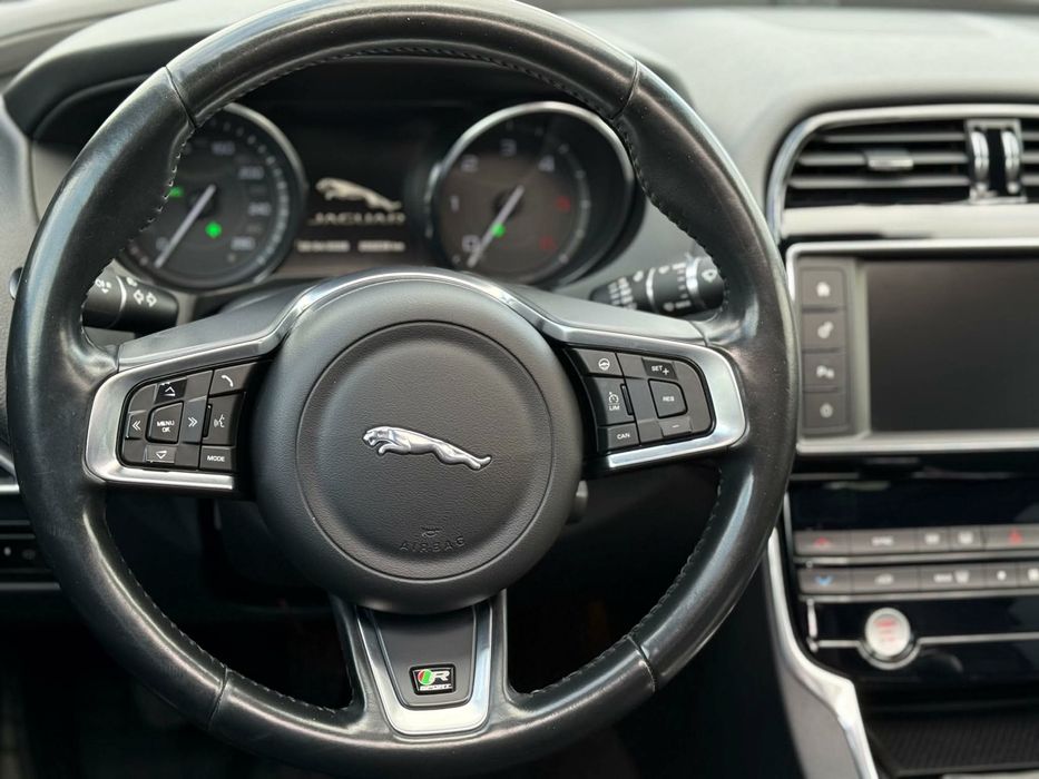 Jaguar XE R-sport, an 2016