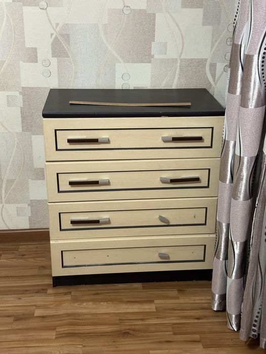 спальняя тумбочка