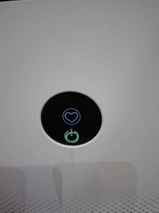 Purificator de aier NI NOU