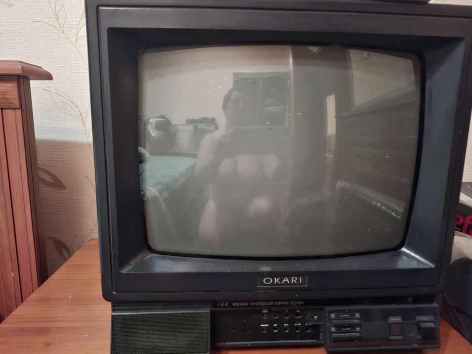 Продам телевизор