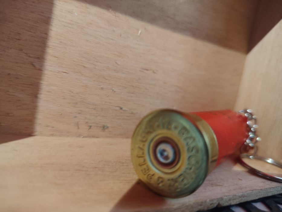 Cadou bărbați breloc militar calibrul 12