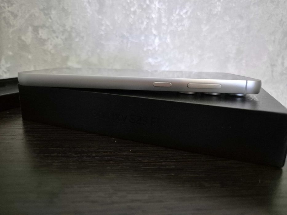 Samsung S23FE Новый 128 Gb Mint Green