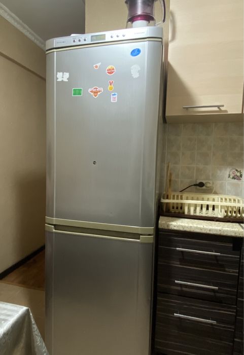 Продается холодильник