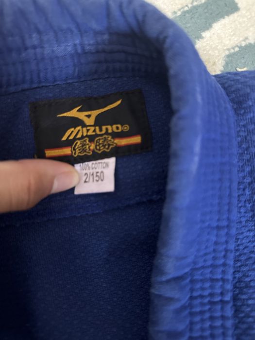 Mizuno (синего цвета), 100% хлопок.