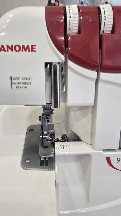 Оверлок Janome швейный