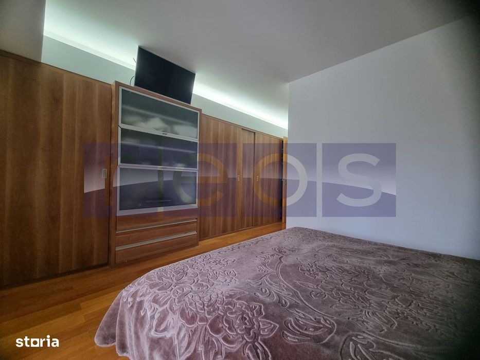 Vanzare 3 Camere -  Semidecomandat - Mall Vitan