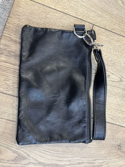 Кожена чанта клъч