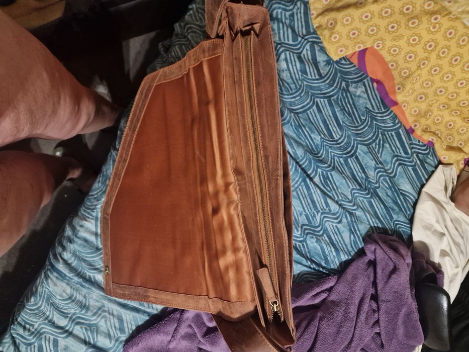 Чанта от естествена кожа