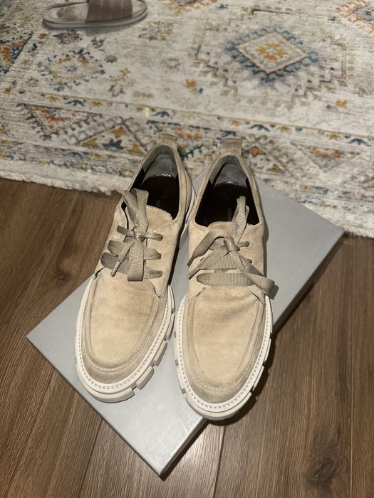 Продам лоферы замшевые