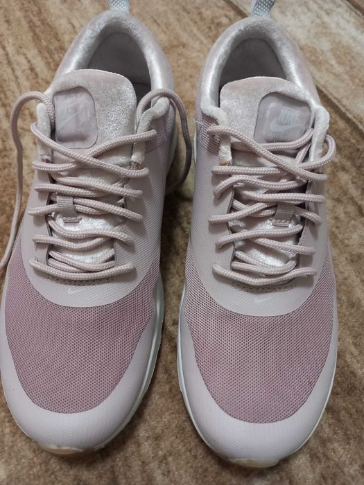 Дамски маратонки Nike