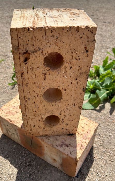 Кирпич керамический одинарный полуторный