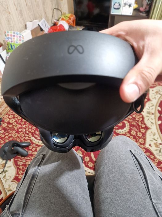 Meta quest pro 256 гигабайт