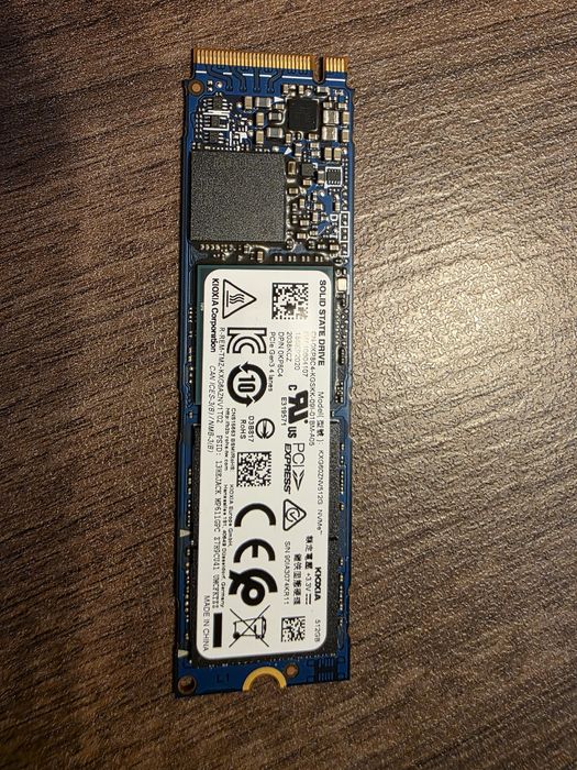 Адаптер с 512gb  NVMe disk към usb A/usb C