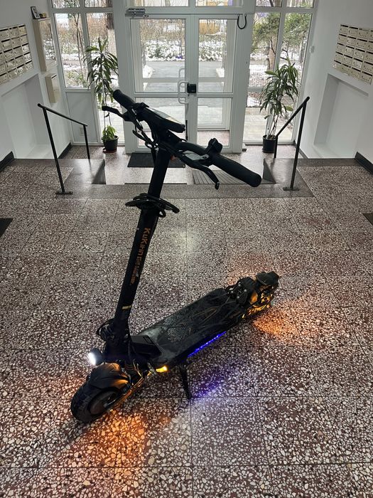 Kukirin g2 master cu frana hidraulica pe fata