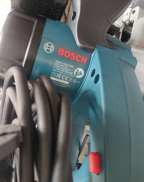 Circular Bosch GKS 85 G cu accesorii