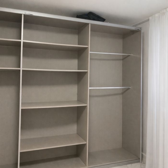 Rez/Dressing/Dulap 360/230/60 cm 4 usi culisante stucla alba maro