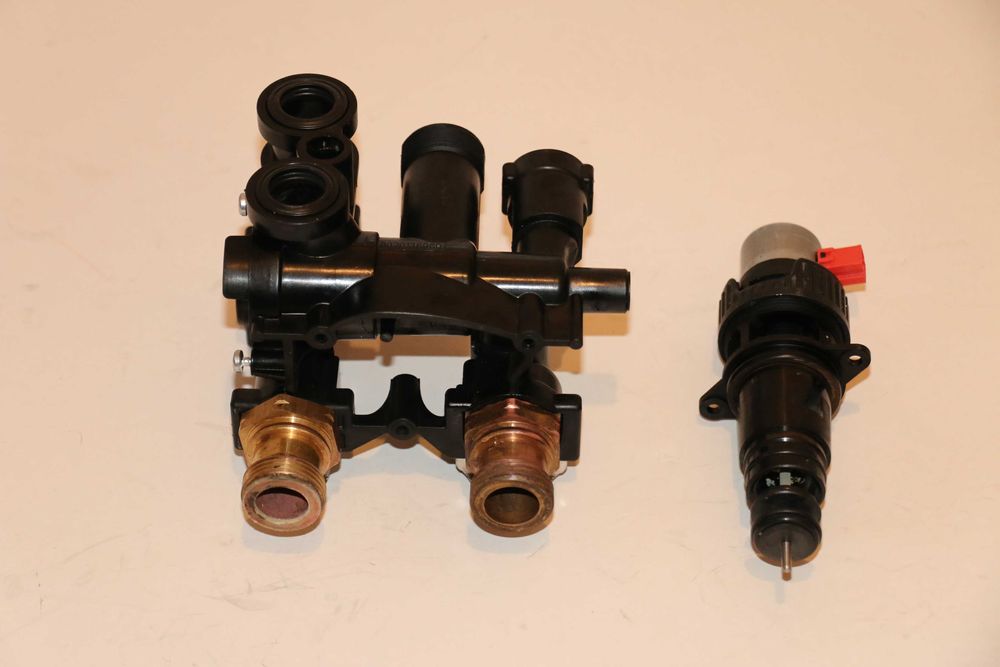 Grup hidraulic tur retur centrala Saunier Duval ThemaFast F30 E-A