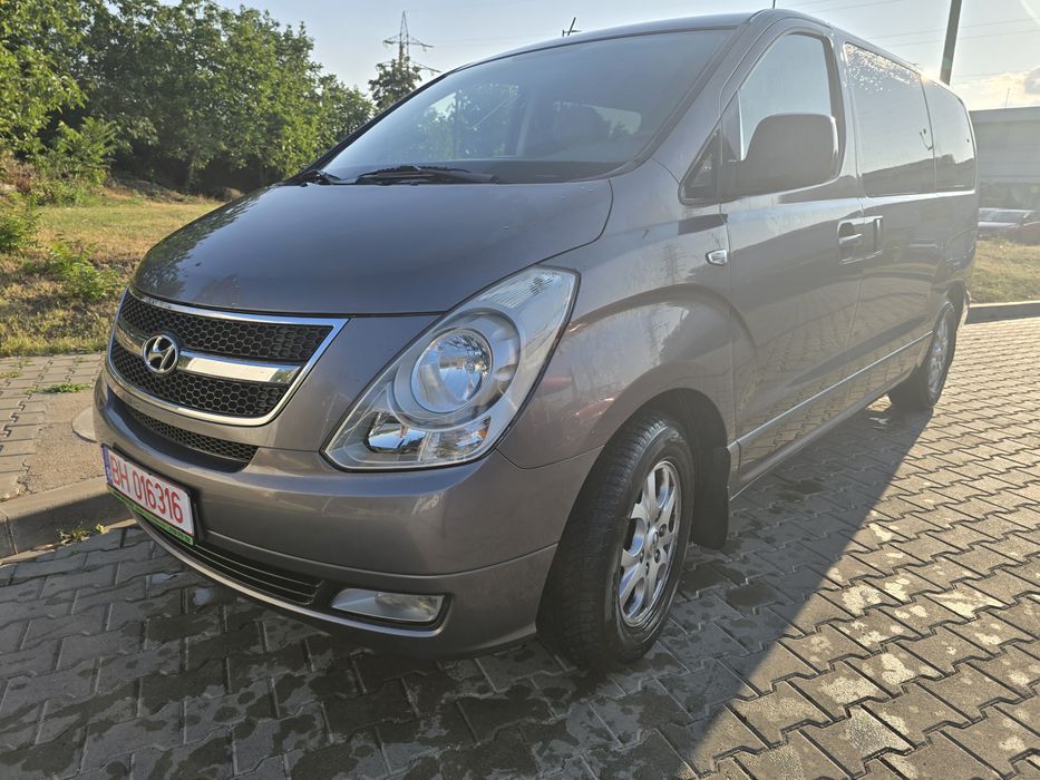 HYUNDAI H-1 2012 — imagine 2