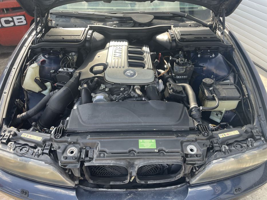 Bmw e39/Бмв Е39 2.5d 163 фейс на части