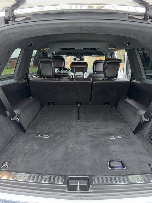 Mercedes-Benz GL 550