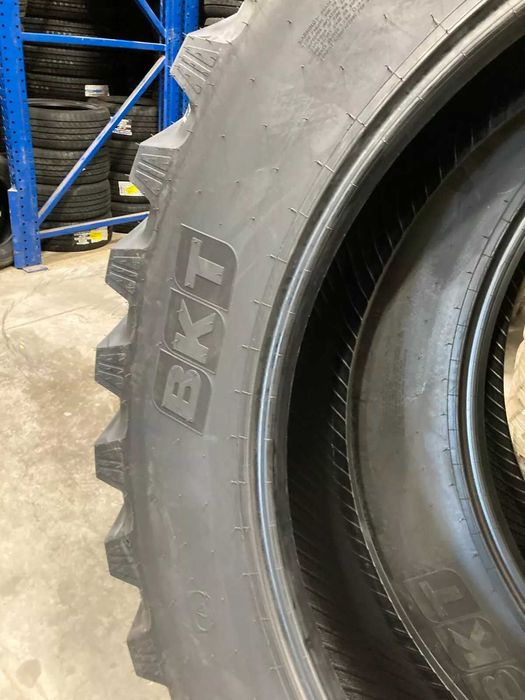 380/105R50 Anvelope Radiale agricole BKT Tubeless Garantie