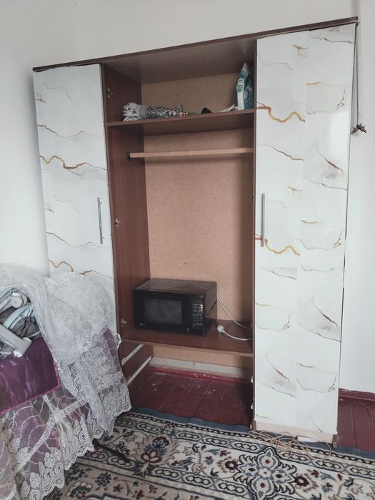 Срочно!!! Продается шкаф и тримо