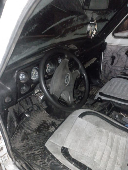 Продам ниву за 450