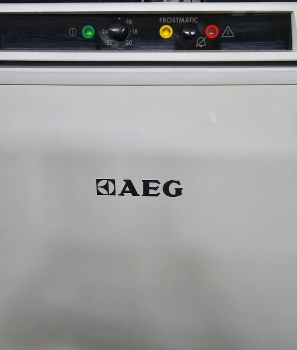 Малък фризер AEG