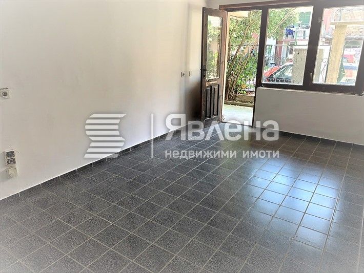 Продава се Етаж от къща в Приморско - 90 кв.м за 634 €/кв.м - Снимка #9