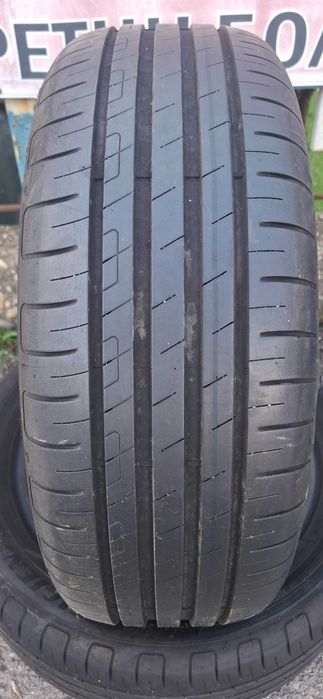2бр. 205/55/17 Goodyear 6.8mm грайфер, дот 21г. ---
