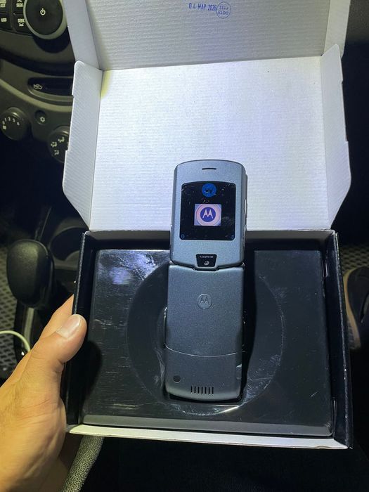 Motorola razr v3 i