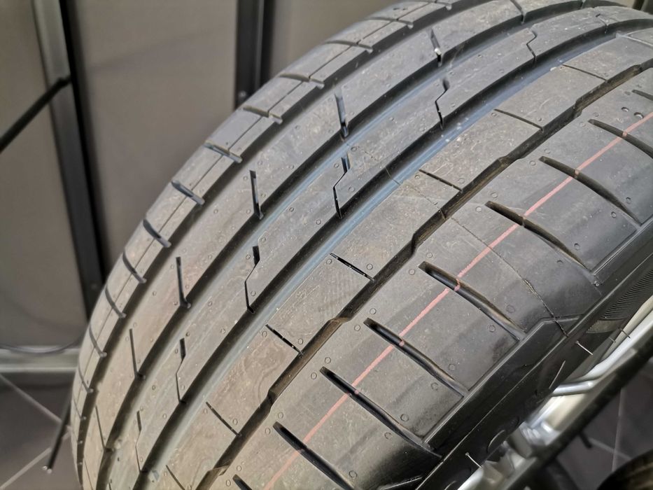 НОВИ 17" OE BMW Джанти Style 776 Летни Гуми Датчици БМВ G20 G21 G42