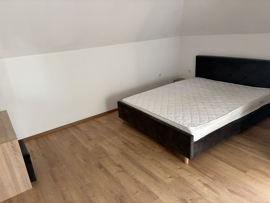 Дава се под наем Тристаен апартамент в ж.Зоопарк - 100 кв.м за 727.77 € - Снимка #4