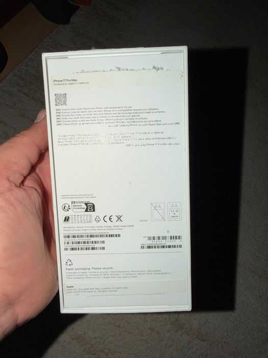 iPhone 17 pro max 256 гб