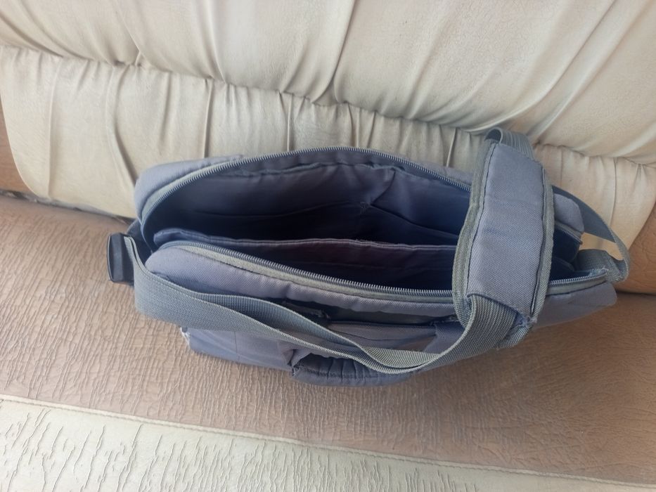 К ноутбуку сумка .