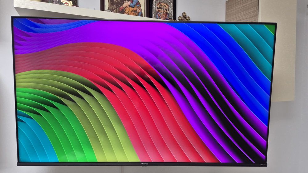 Vand televizor Qled Hisense - 50E7HQ de 50 inch (127 cm), cu defect