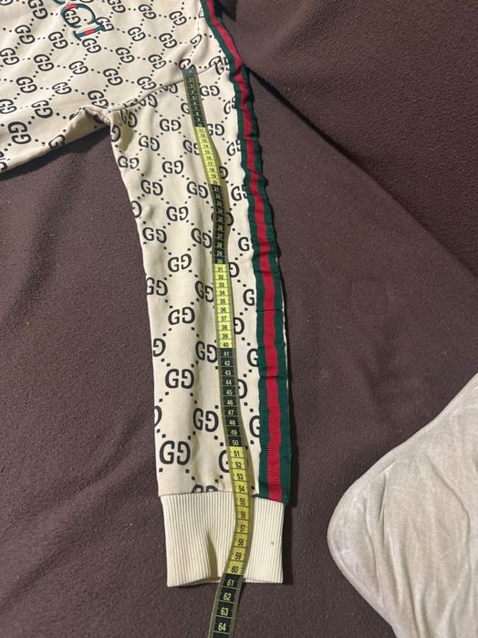 Суитчър Gucci Бежов