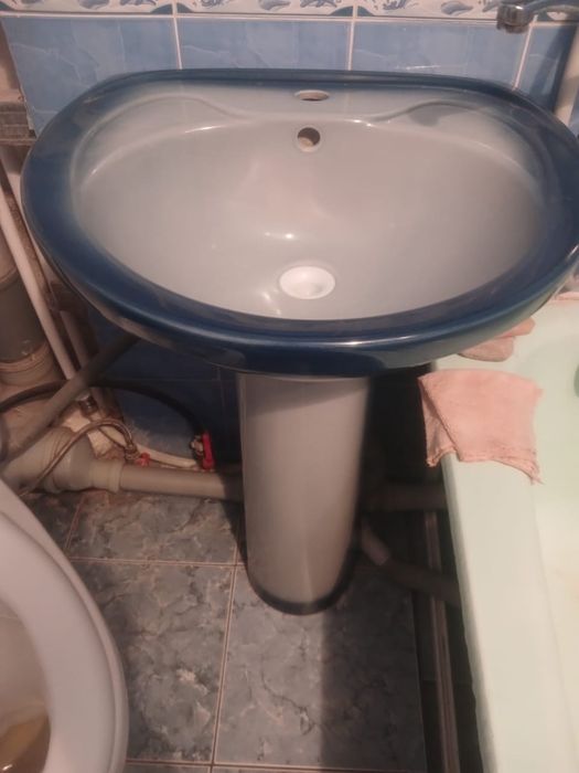 Продам ванную, унитаз, раковину