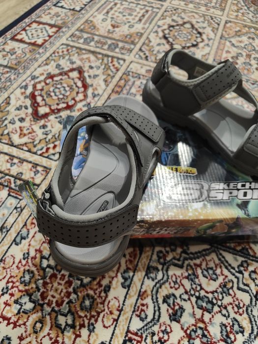 Летний сандали skechers