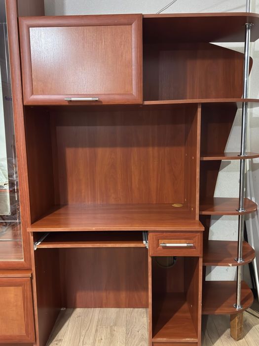 Продам Горка-Стенка