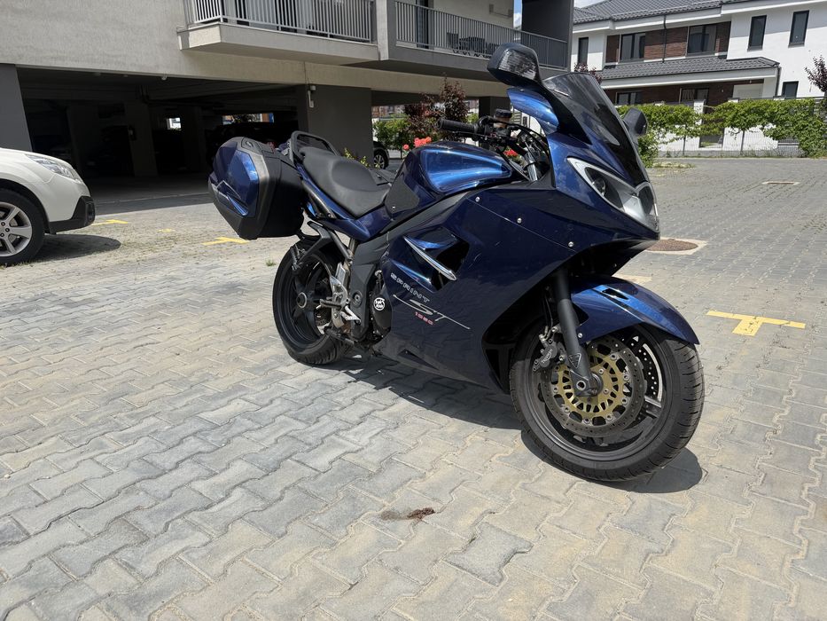 Triumph Sprint ST 1050 ABS