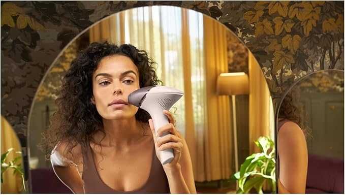 Фотоепилатор IPL Philips Lumea Series 9900 BRI977/00 Smartskin SenseIQ
