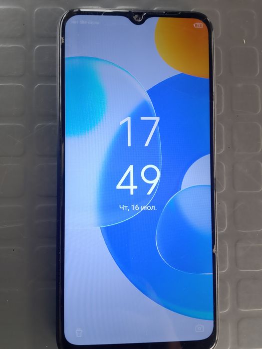 Продам или обменяю TECNO POP 6 Pro и realme 6i