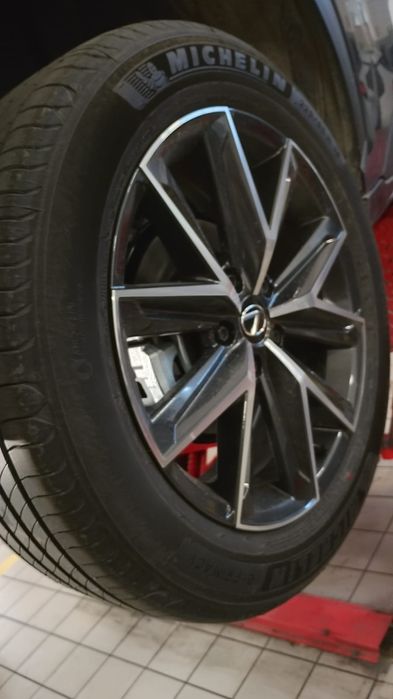 Jante originale Toyota Yaris  pe 17'