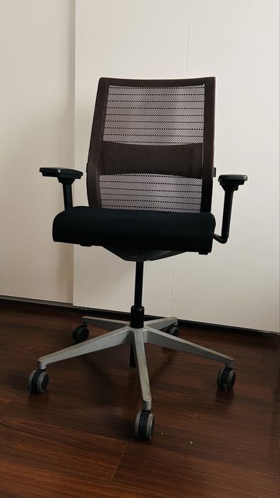 Scaun ergonomic birou Steelcase Think
