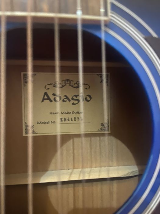 Гитара Adagio 25000тг
