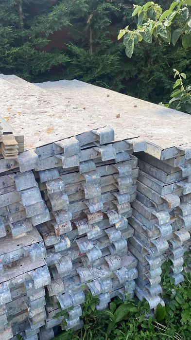 Schela metalica de vanzare