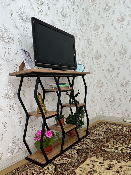 Стеллаж в лофт-дизайне