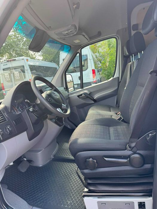 Mercedes Sprinter 319